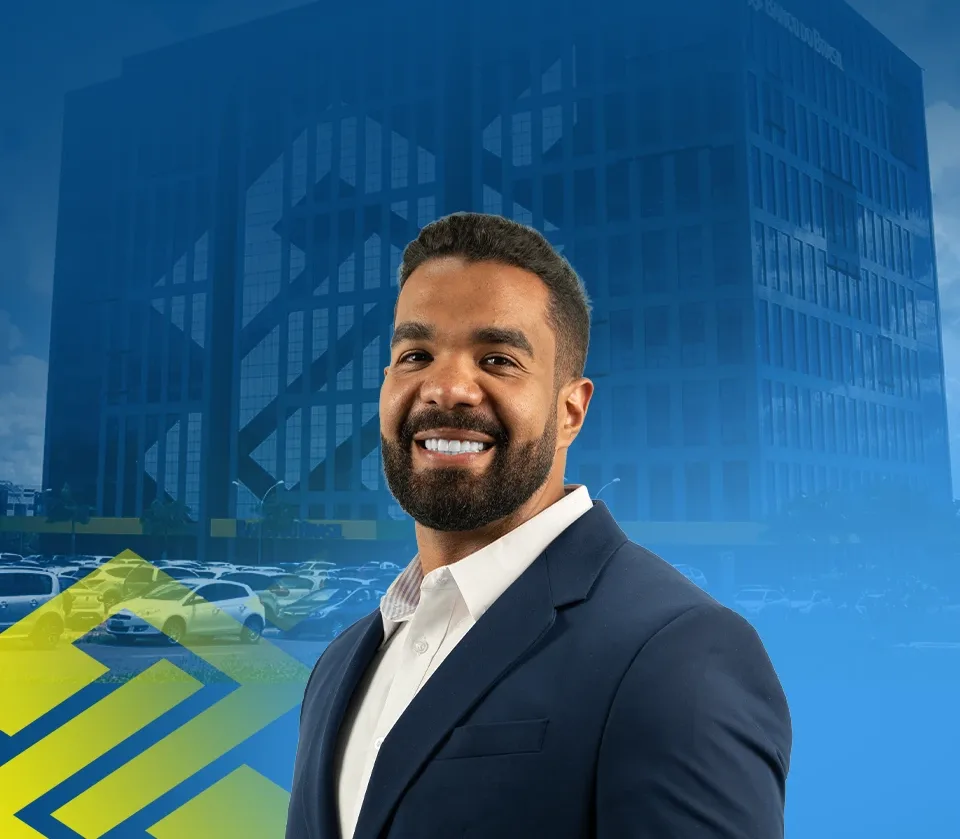 Lucas Nunes, fundador da Acelera Concursos, na arte do Concurso Banco do Brasil